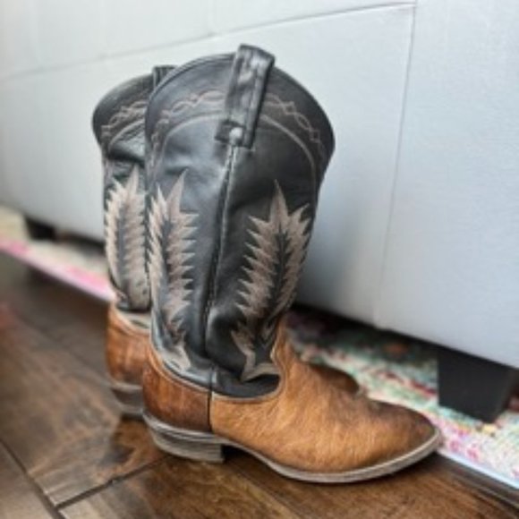 Vintage Tony Lama Boot Pecan Taurus Shoulder Boots size 9 - Picture 2 of 10